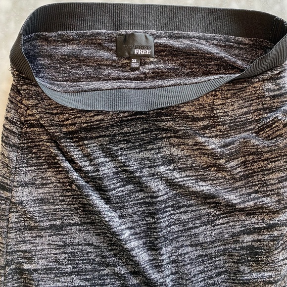 Wilfred Free TYRA skirt - Picture 4 of 4